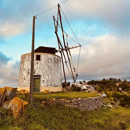 Charming Rustic Wine Cellar House In With Fireplace * Reguengo Grande