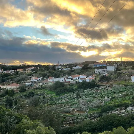 בית נופש Charming Rustic Wine Cellar House In With Fireplace Reguengo Grande