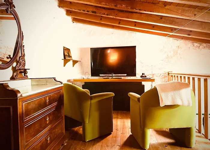 Charming Rustic Wine Cellar House In With Fireplace Nyaraló Reguengo Grande