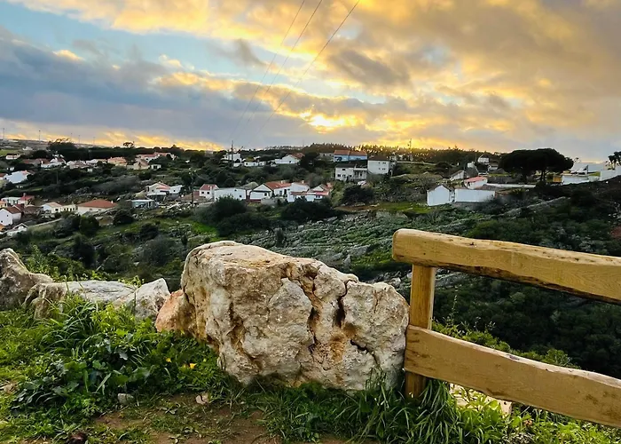 Hébergement de vacances Charming Rustic Wine Cellar House In With Fireplace *